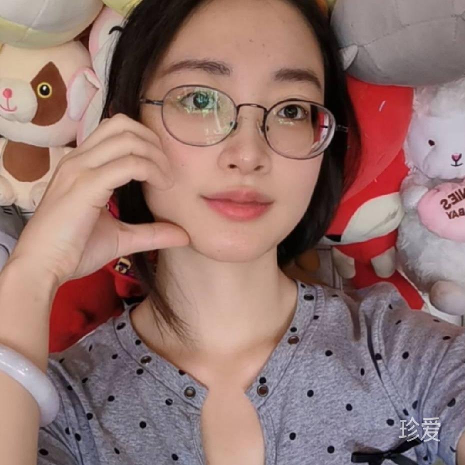 小君
