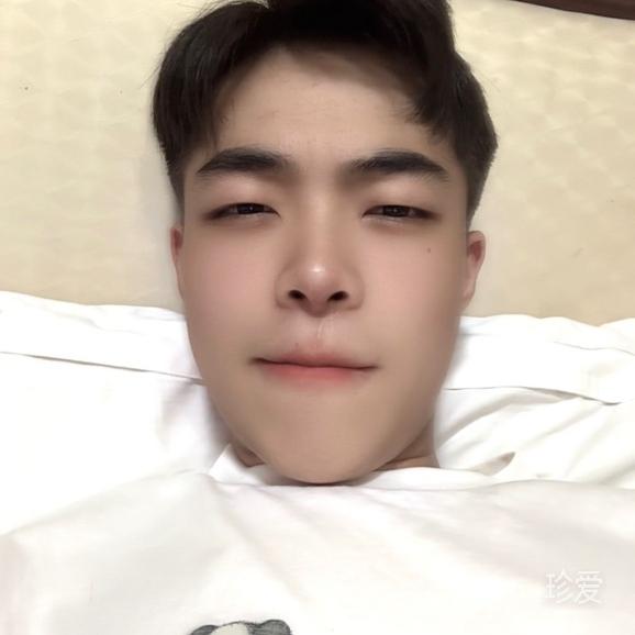 得逸先生