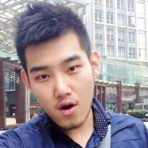 長(zhǎng)尾巴的貓