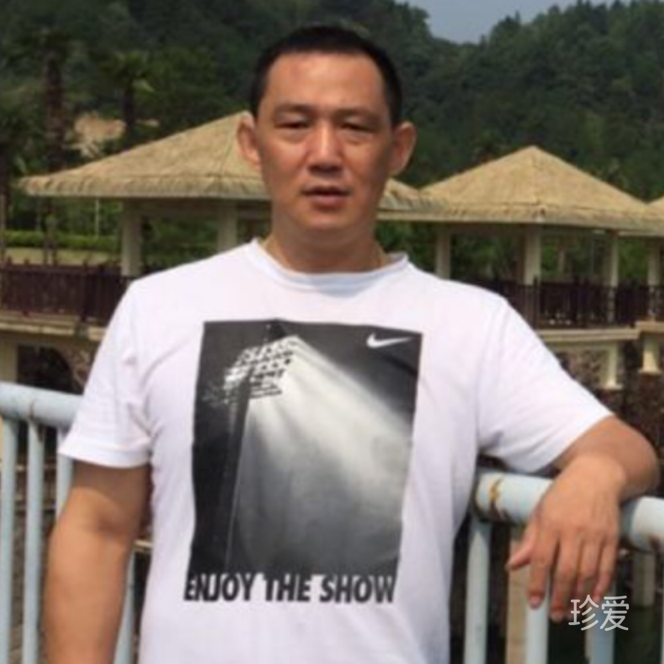 在下个路口等你