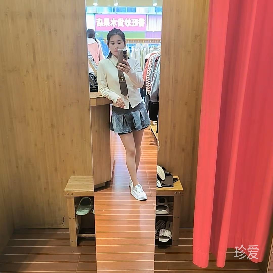 夜落霜华
