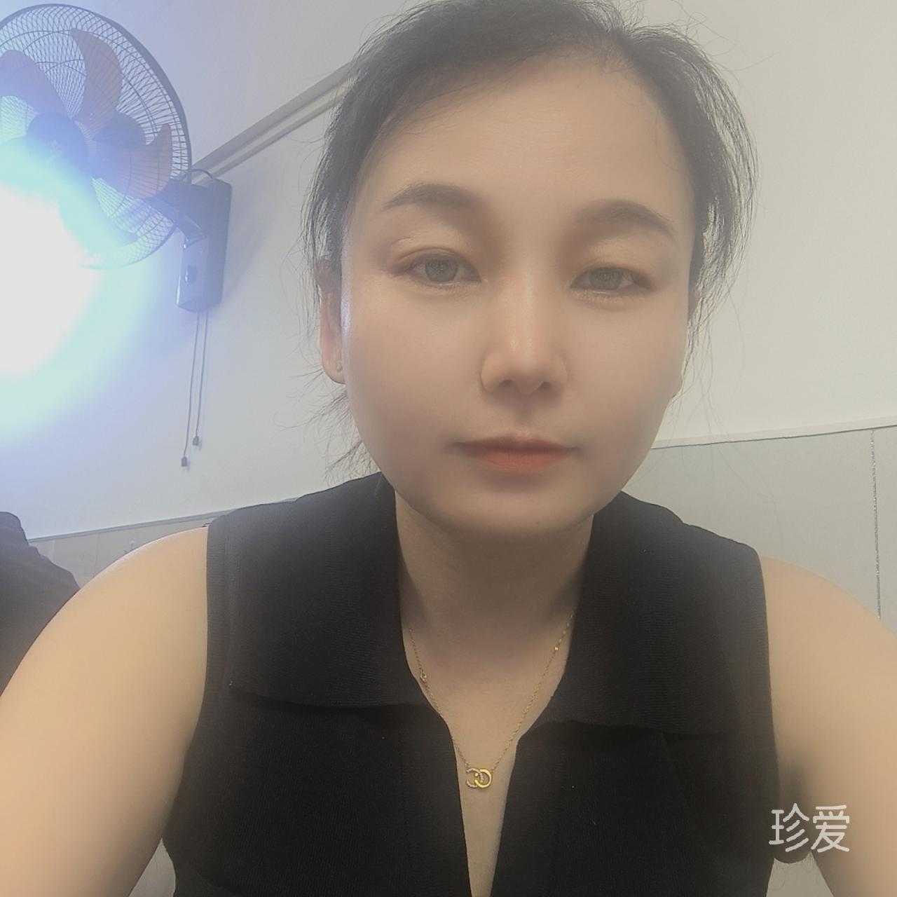 我在灯火阑珊处