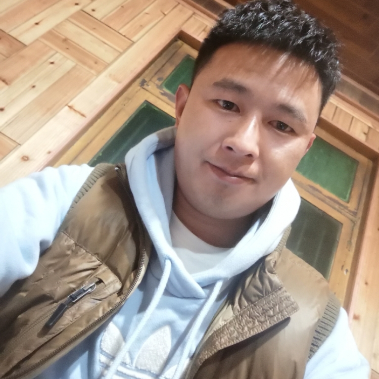 等待莘福的敲门