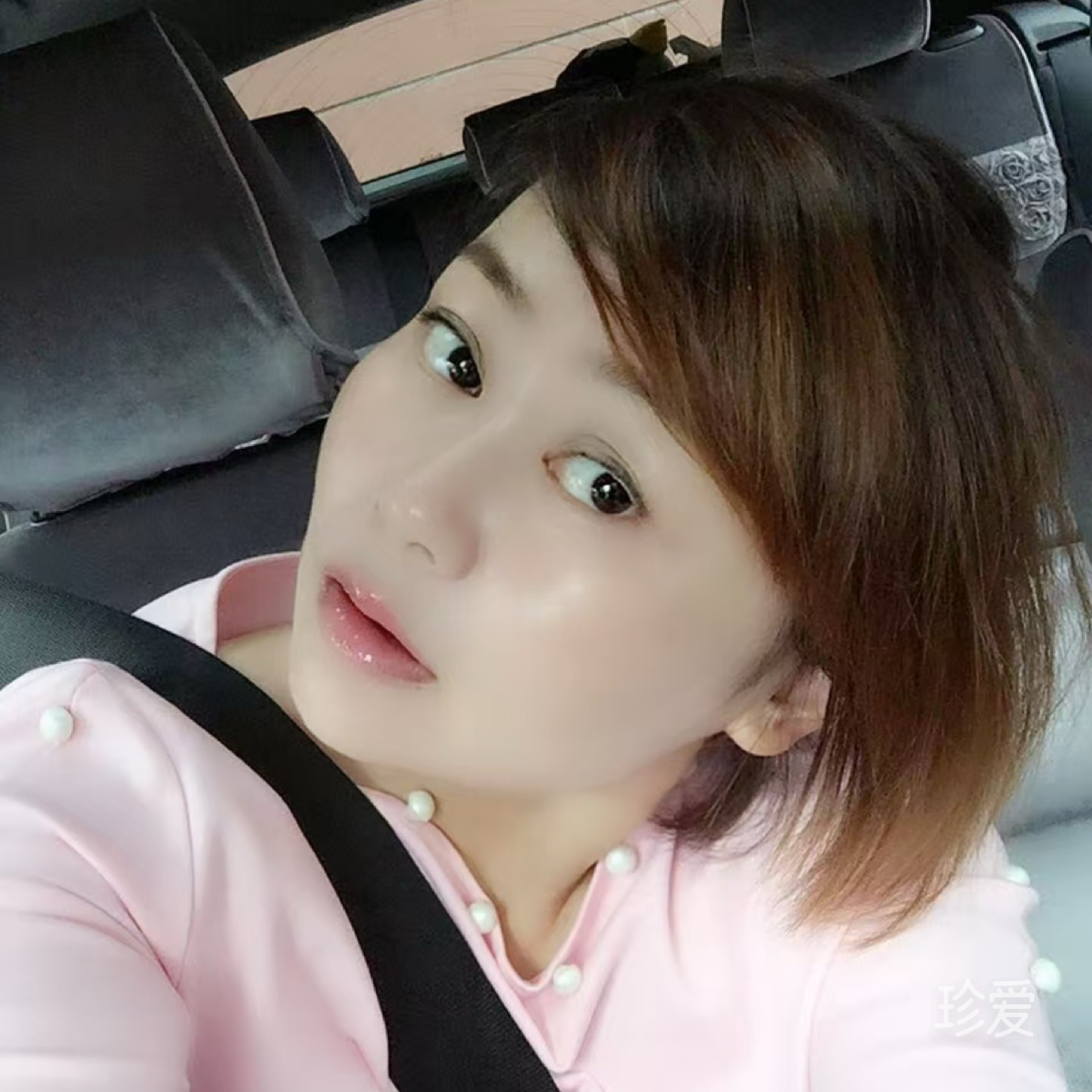 傲娇的小女子