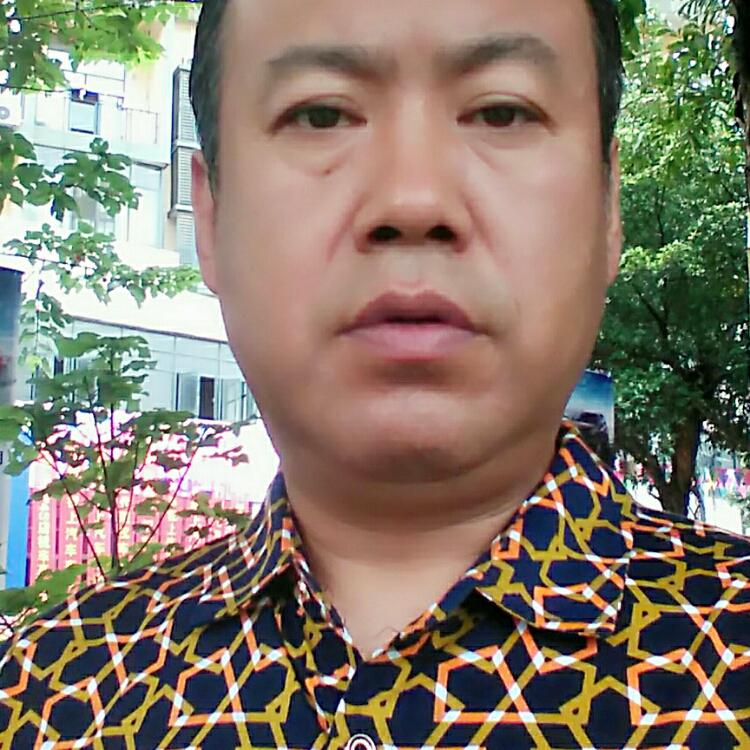 与她一起经营一个家
