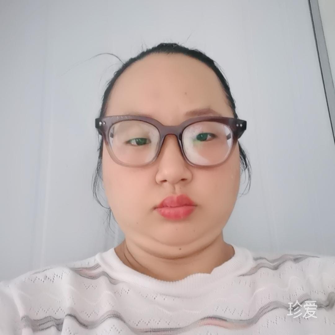 莉莉