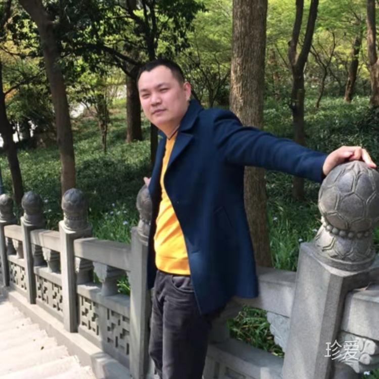 酒红色的心