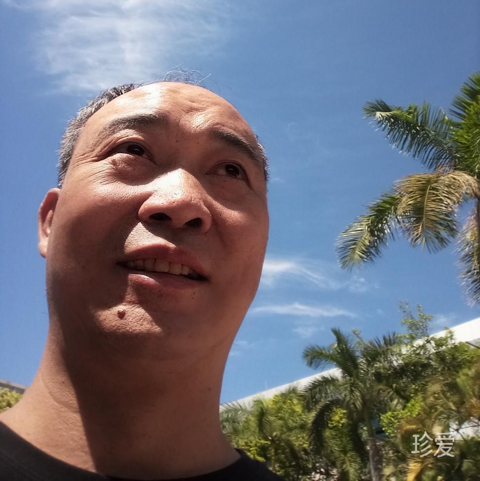 携手走人生