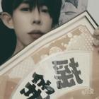 純白