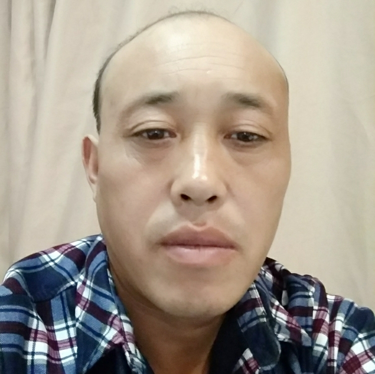 孤獨(dú)的我在等待