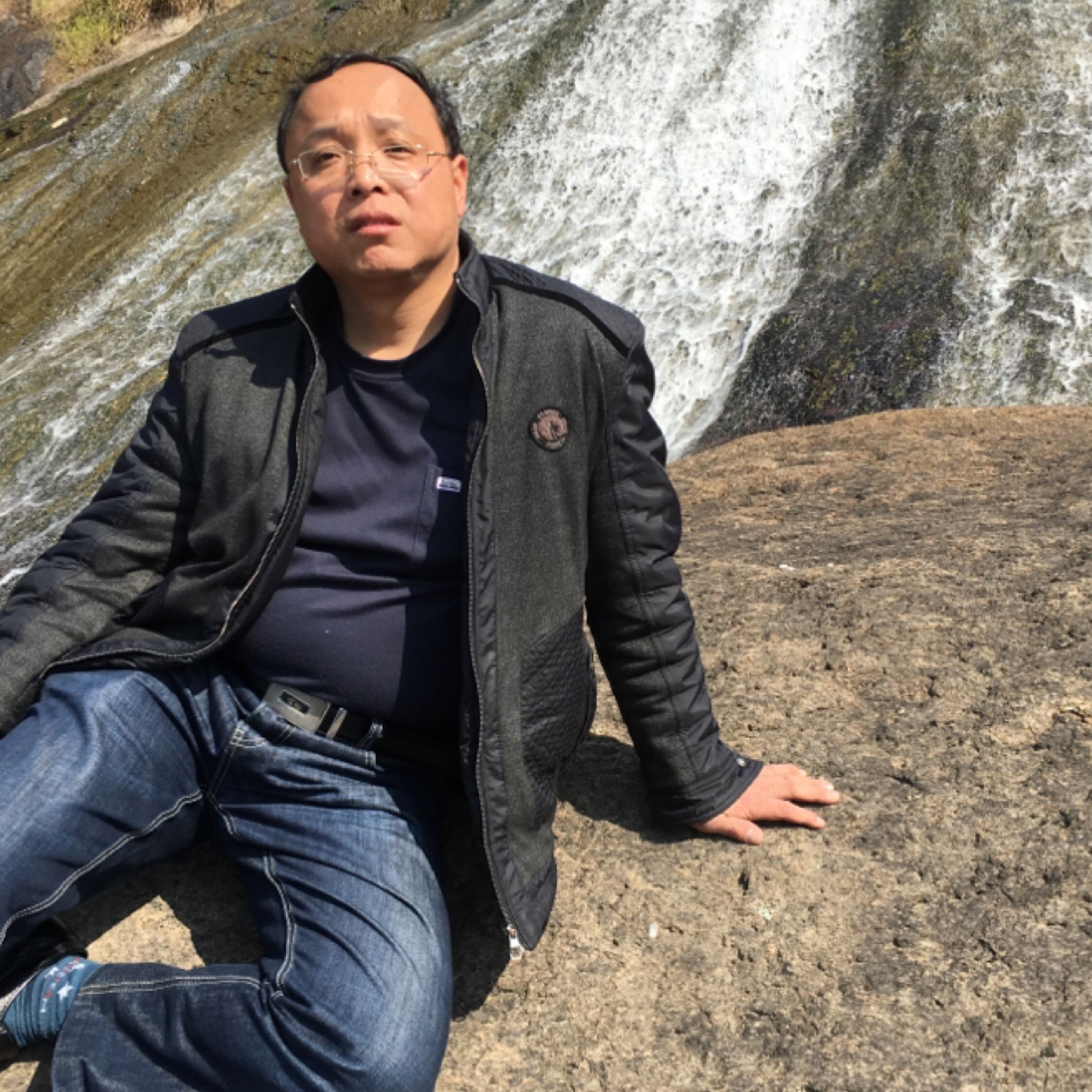 绿叶无尘