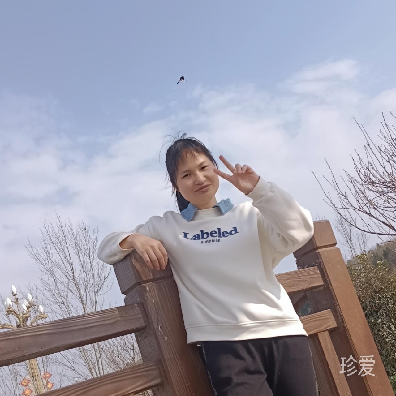 淡淡一笑