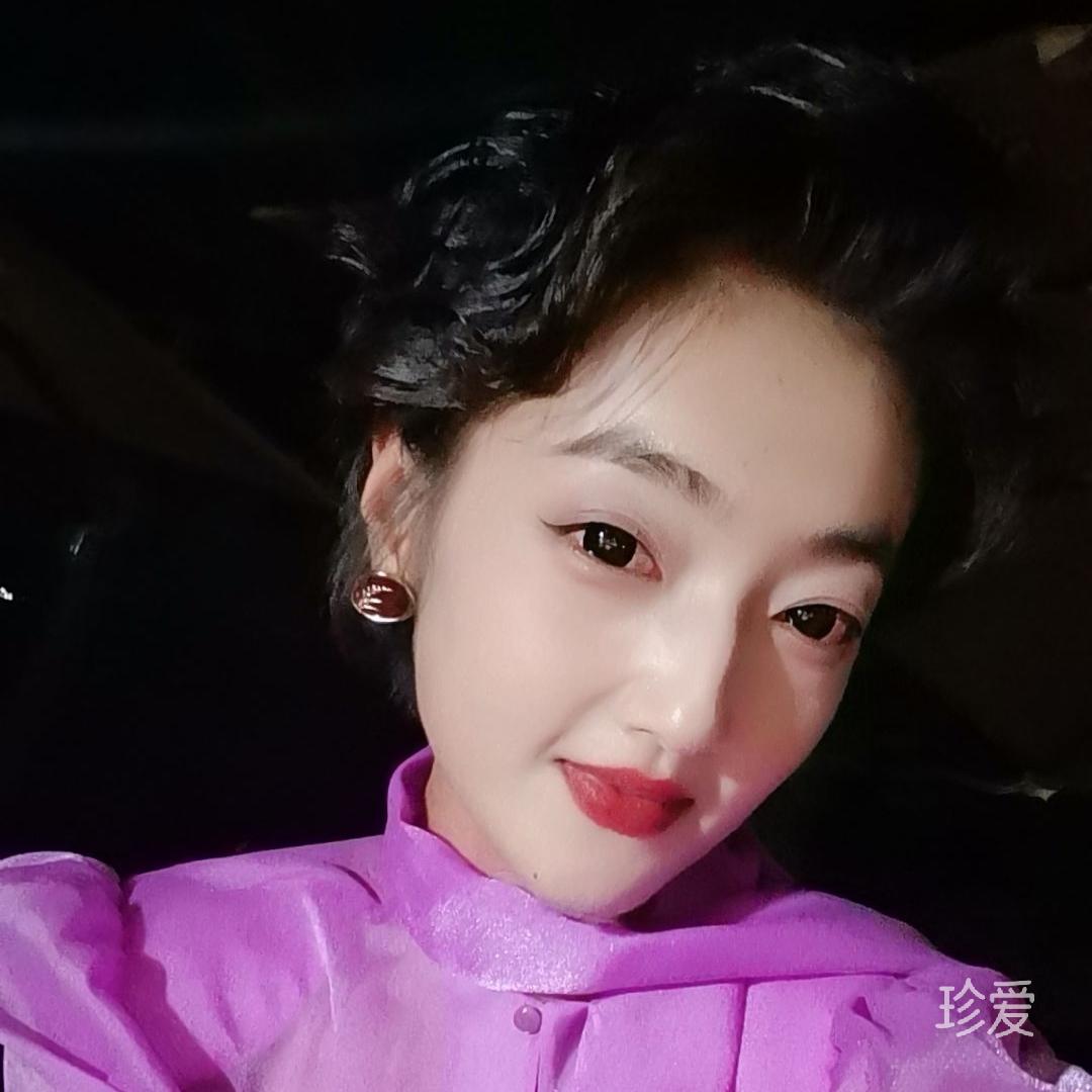 夜空中閃爍的星