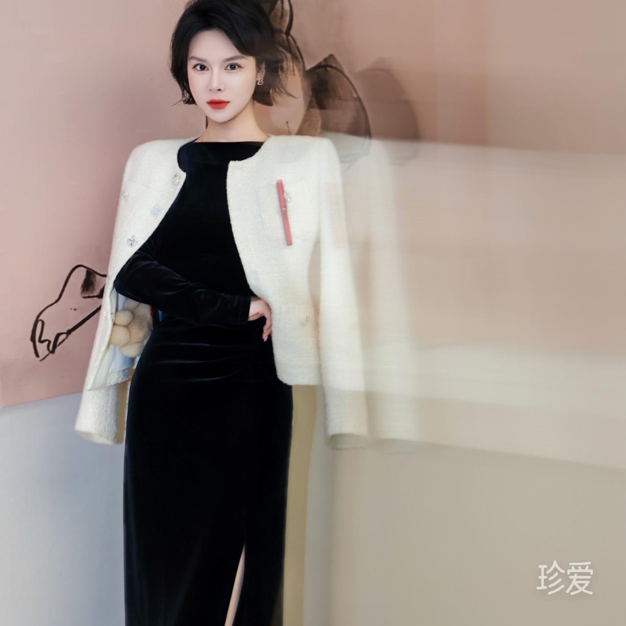 蒲公英飘散