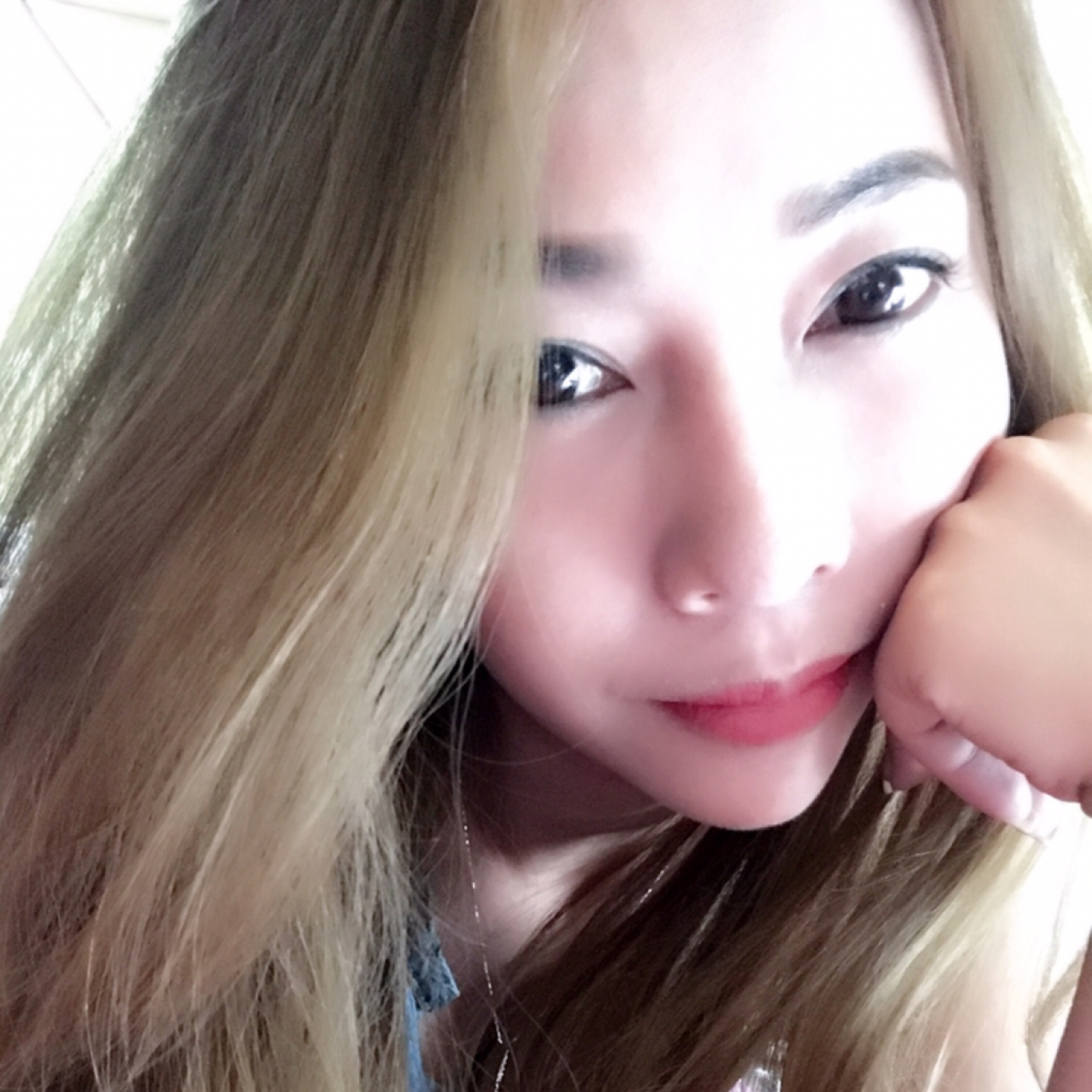 嫣然回首泪倾城