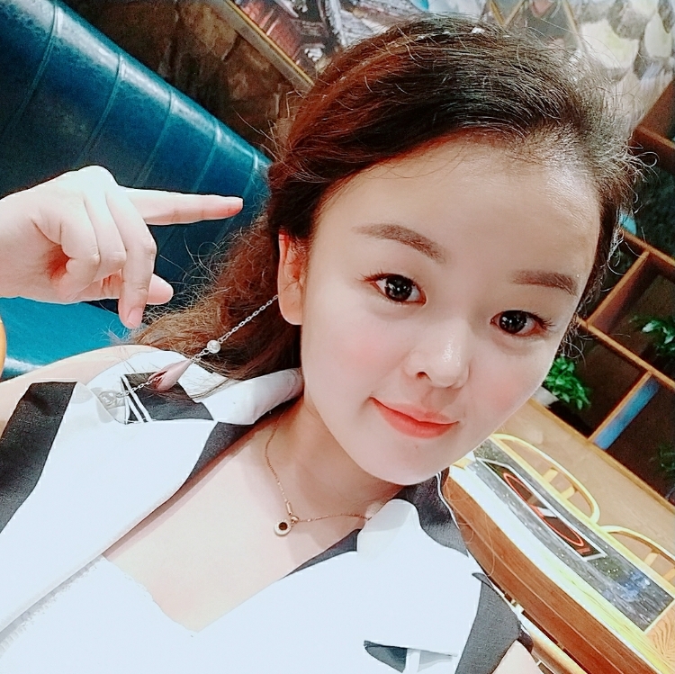 巴黎铁塔的微笑