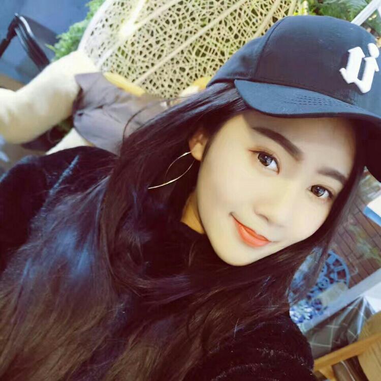 一只萌萌的小喵喵