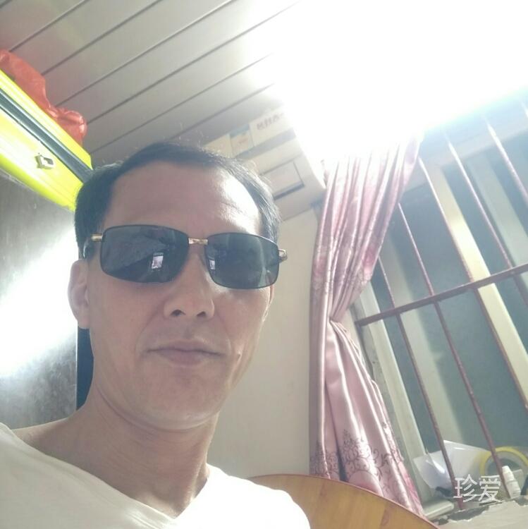 雨天檐下清水湾