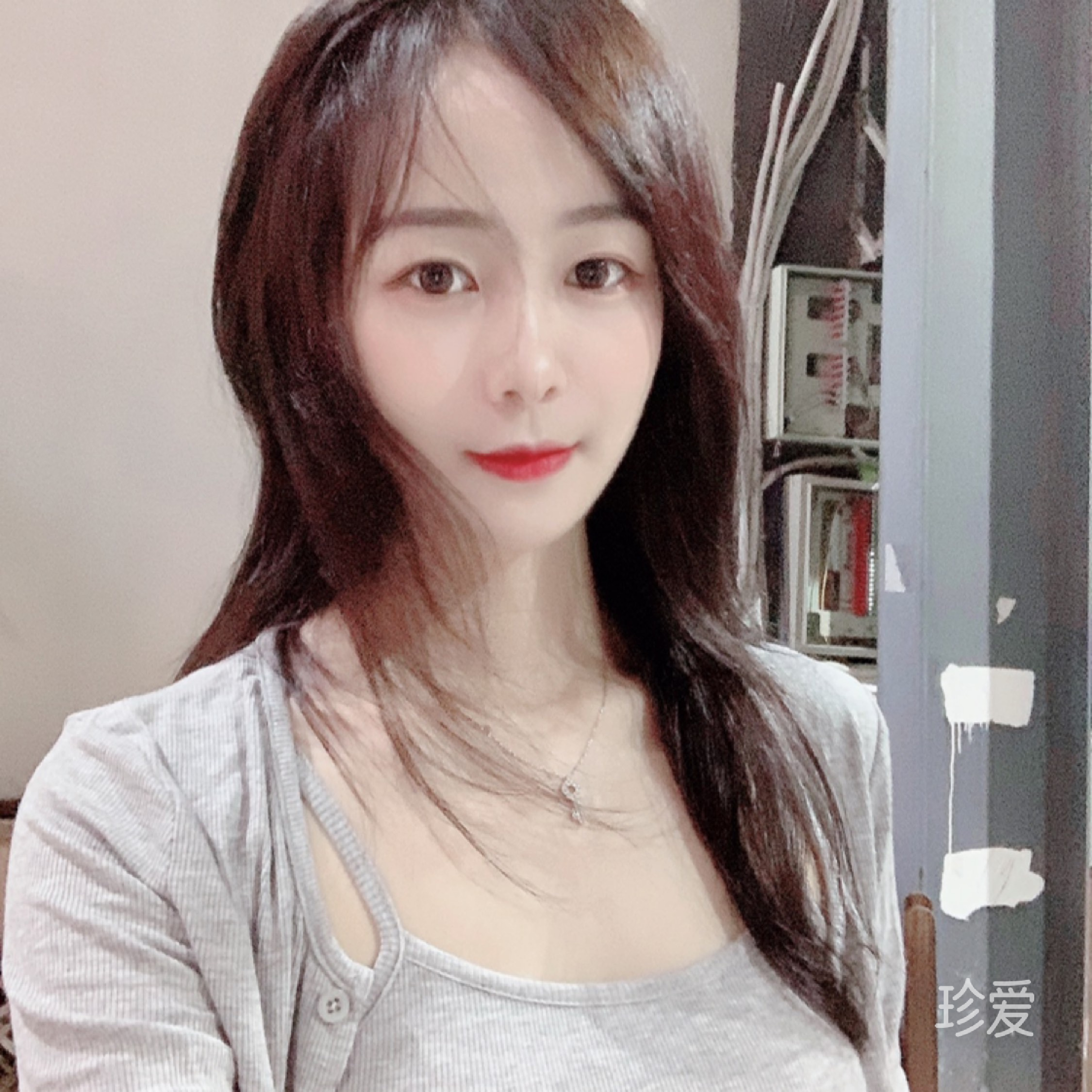 佳佳