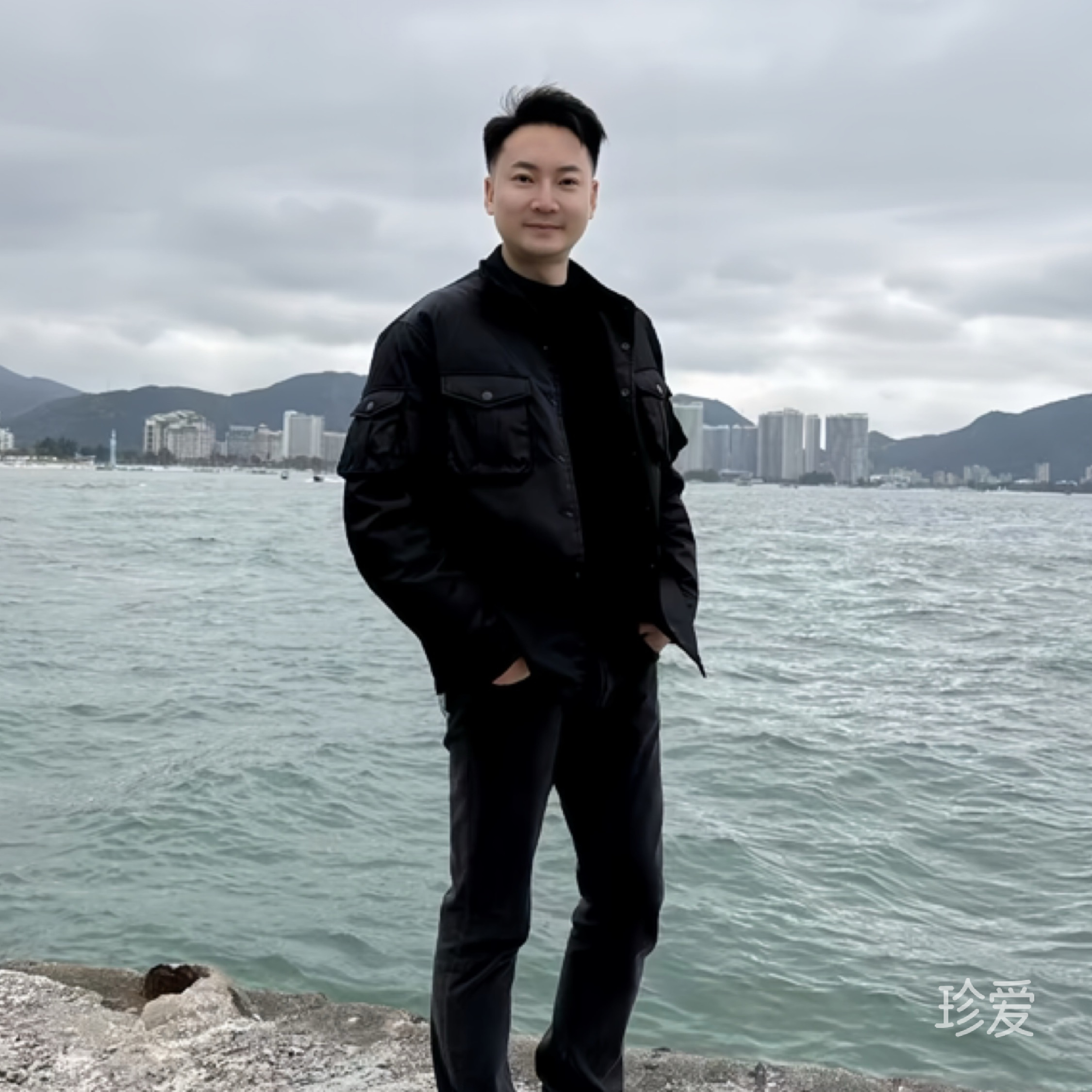 刘铂君