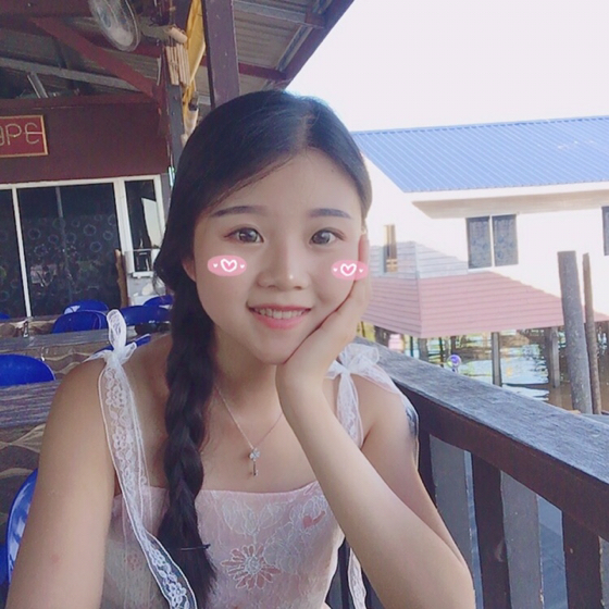 一枚網(wǎng)癮妖女