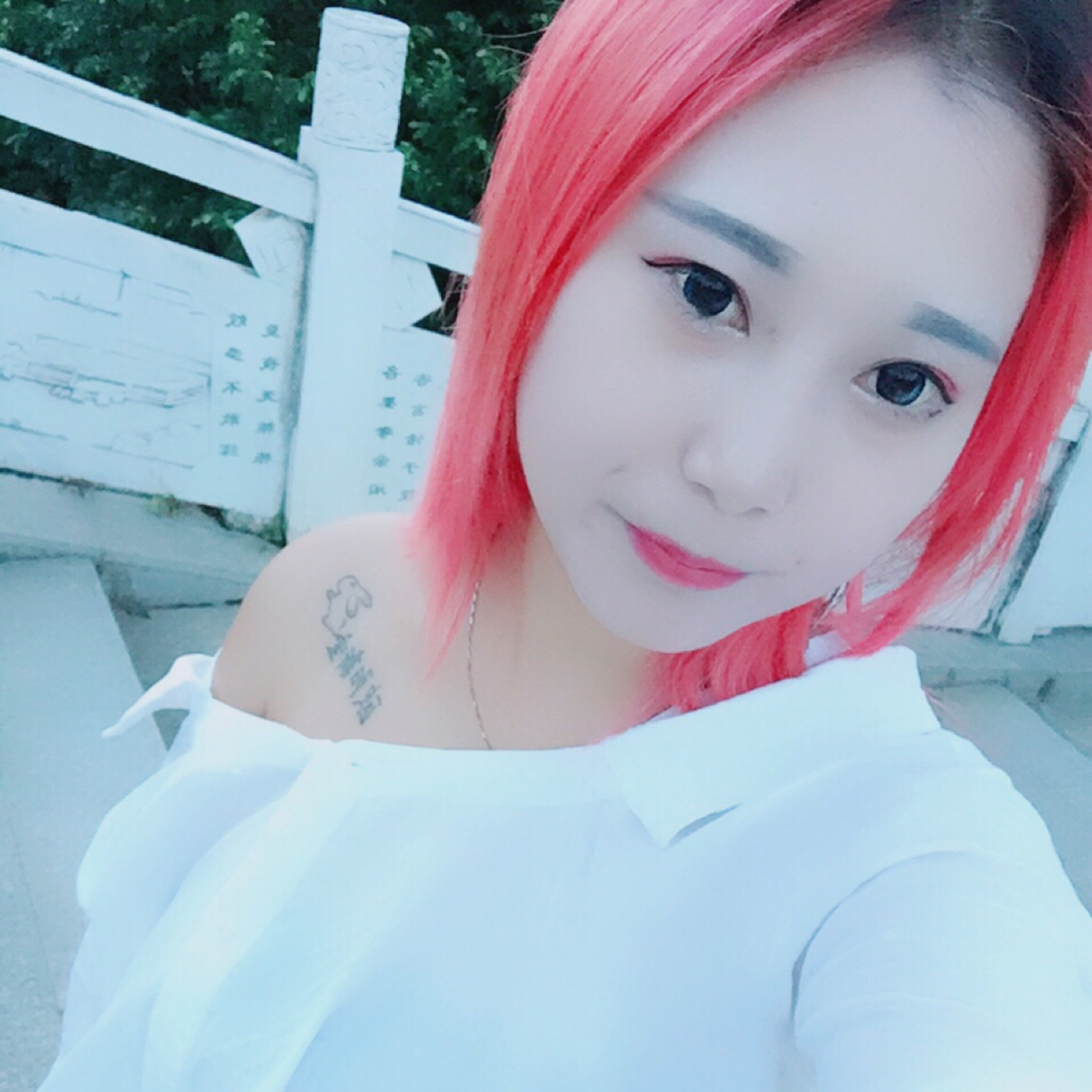 婚纱和他都是梦