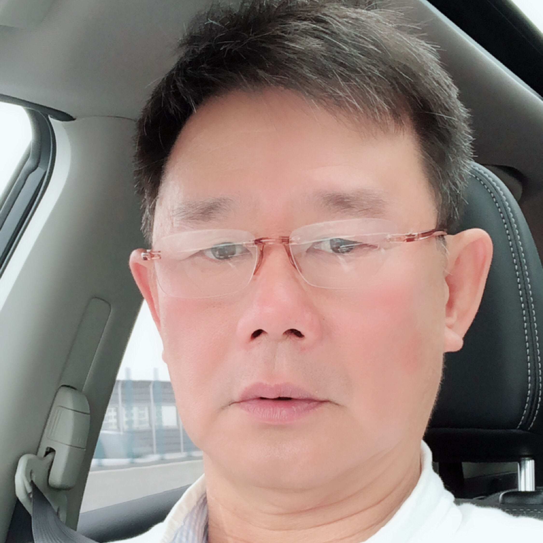 迟来的大叔