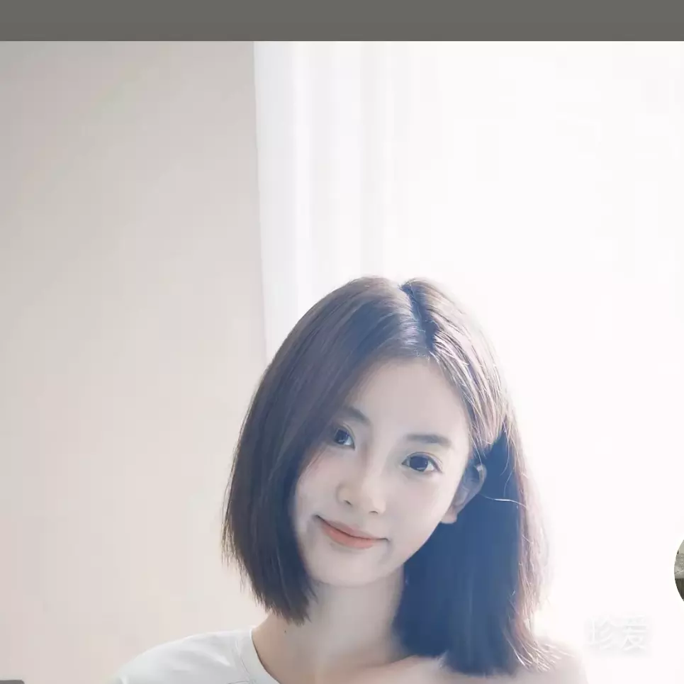 月光下的雪