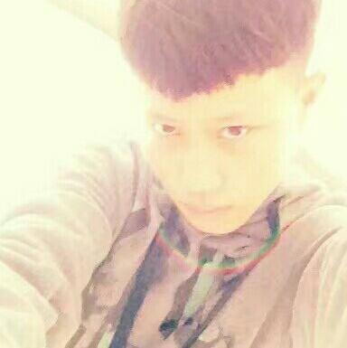 偶尔范范小花痴