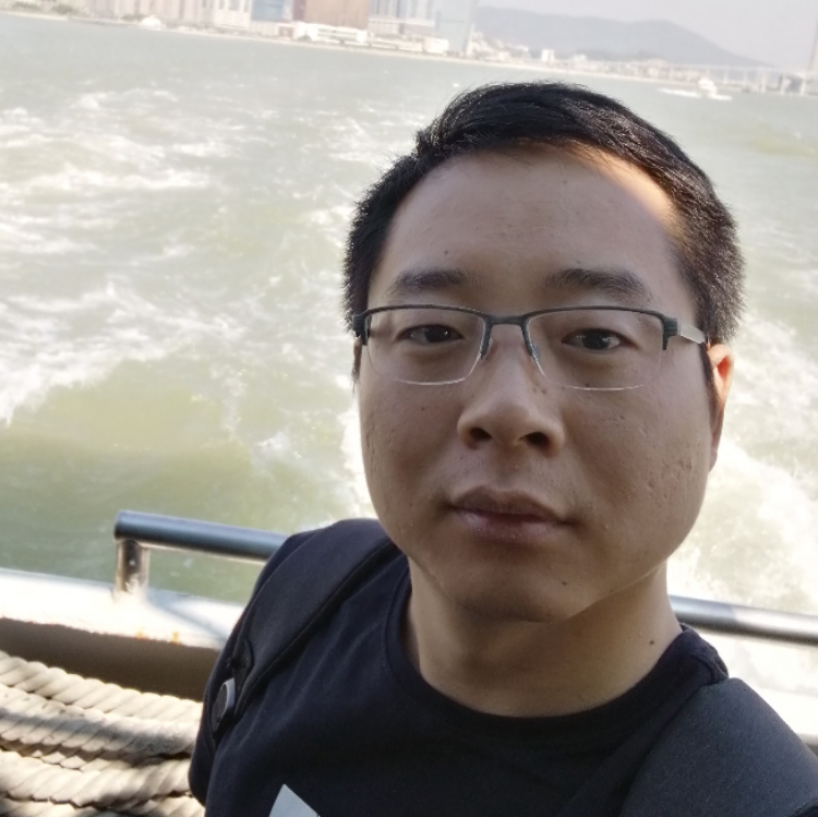 莫愁湖畔砍柴人