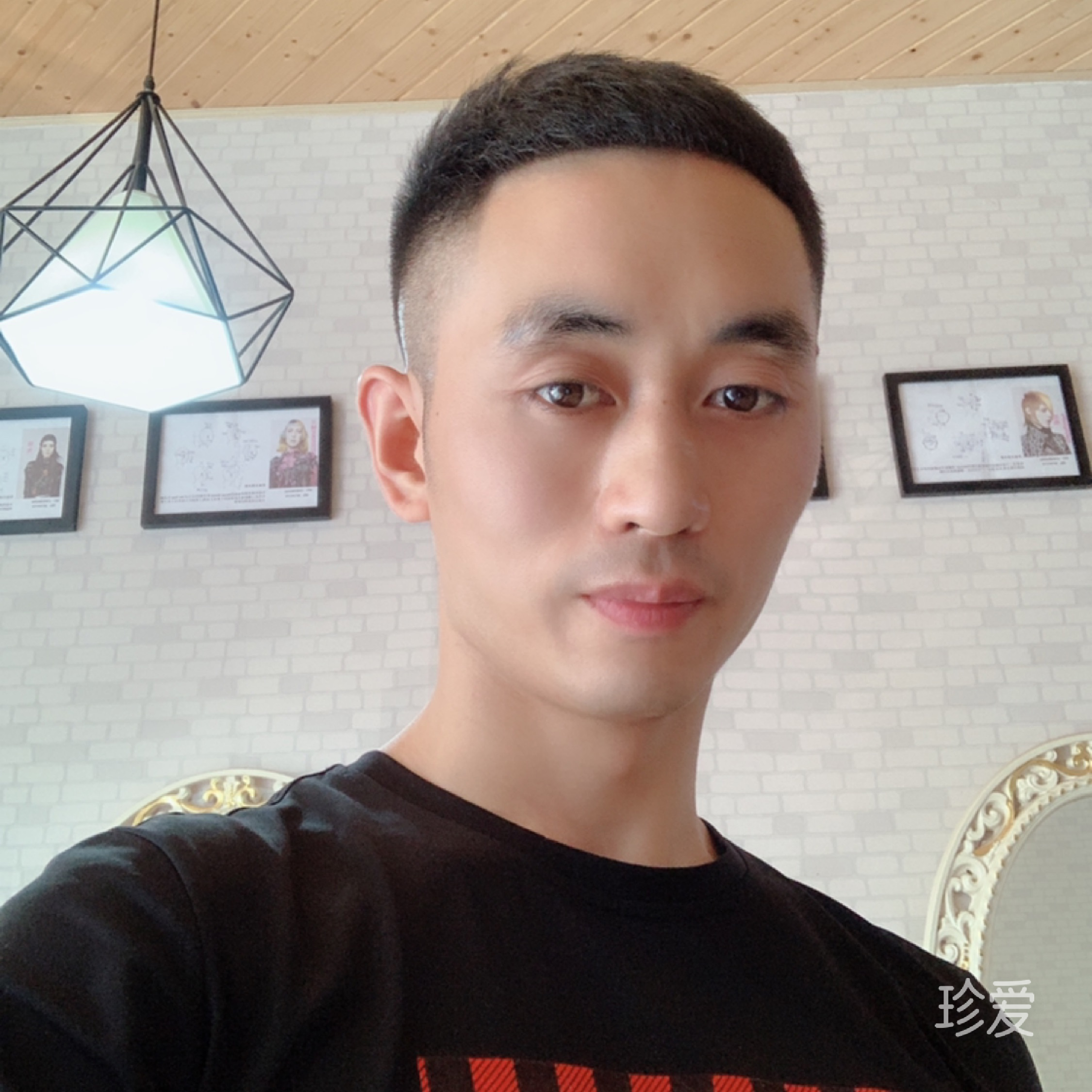 新动力发型设计