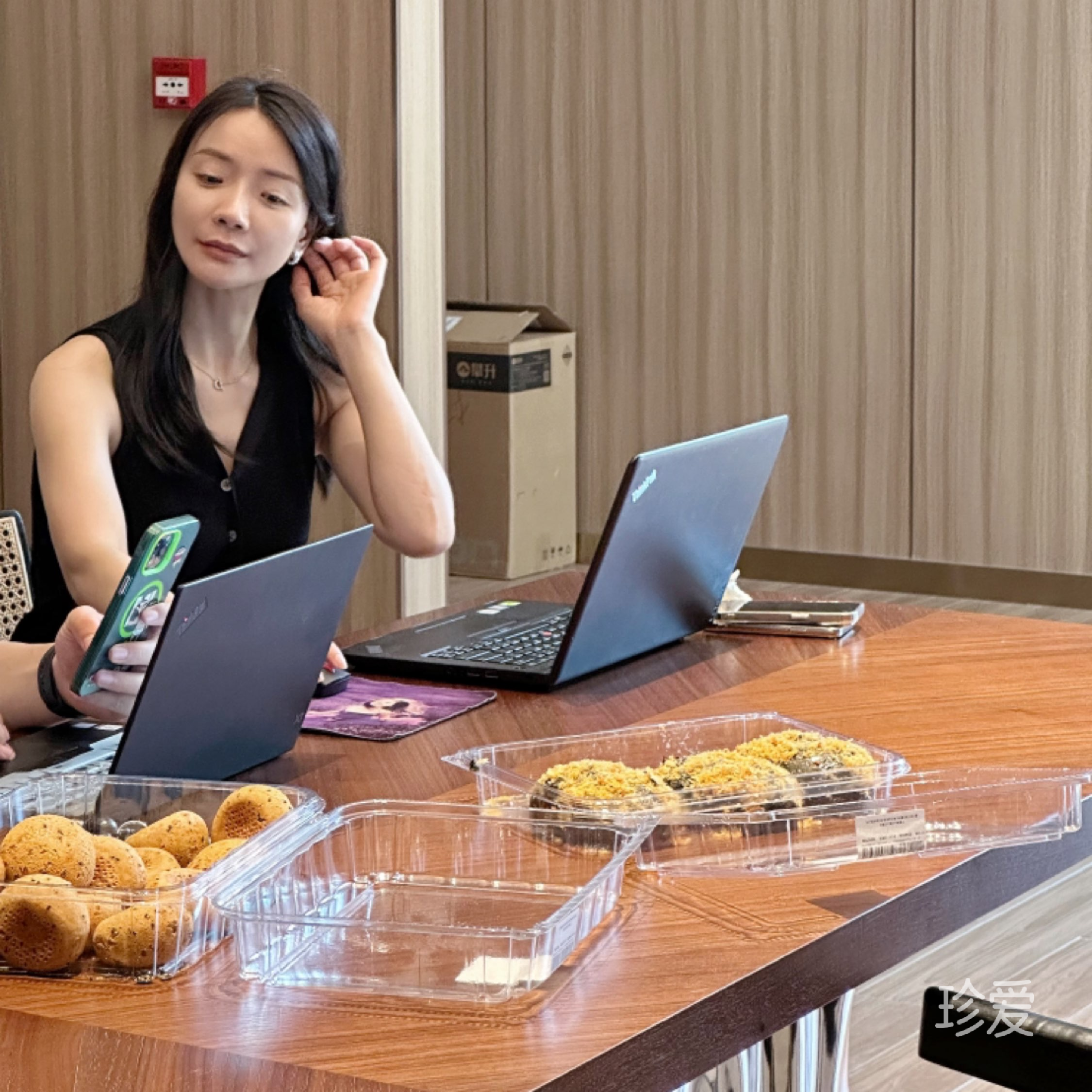 爱喝美式的小姐姐