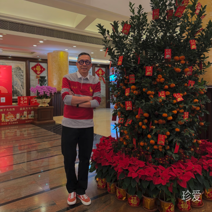 穿过你的黑发