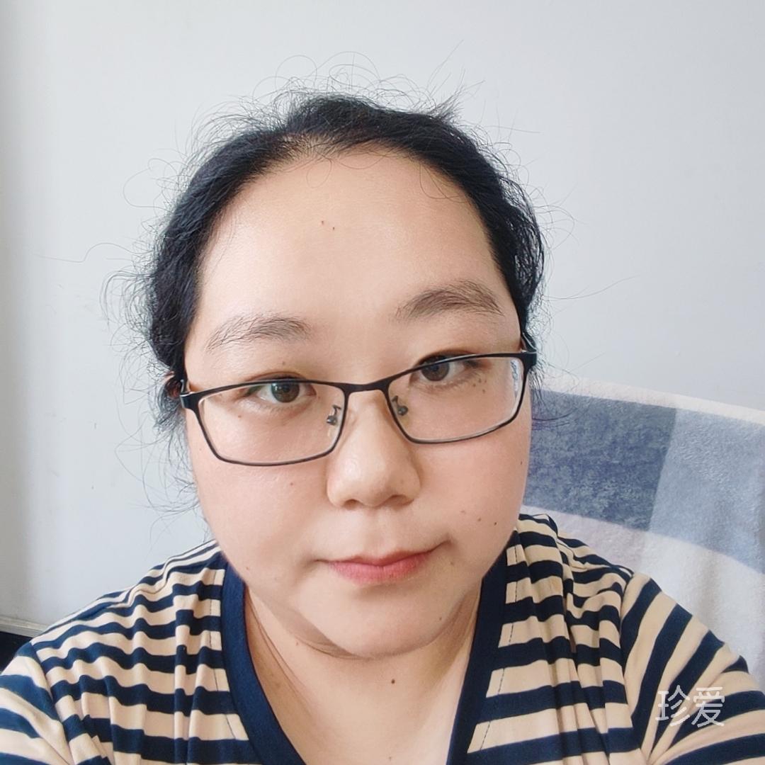 愛吃玉米的兔子