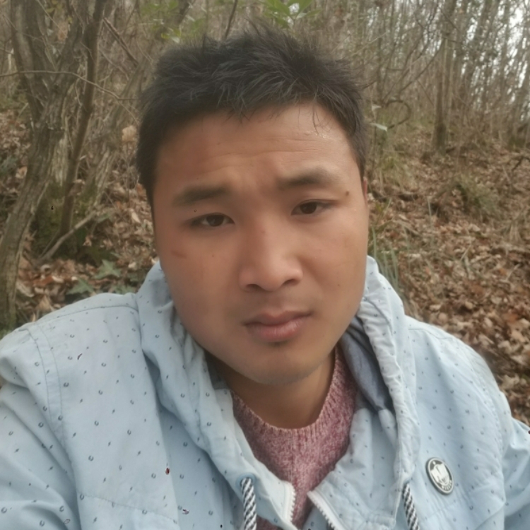 断了右臂