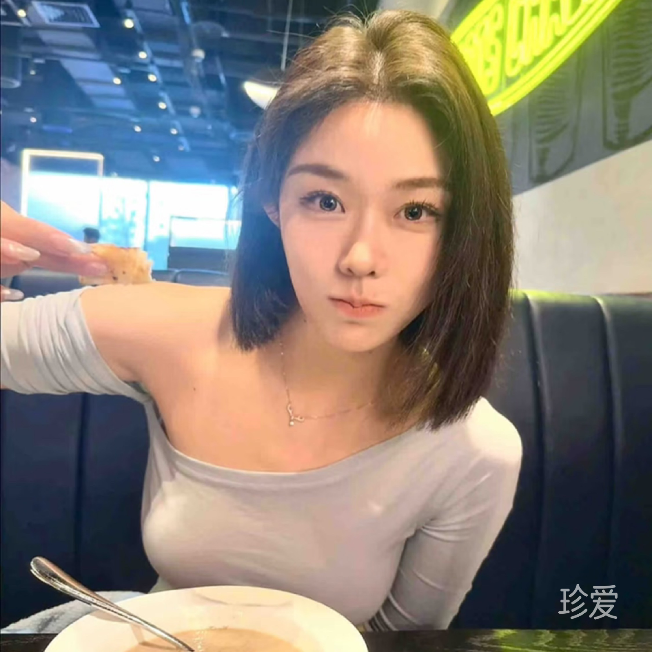果小姐