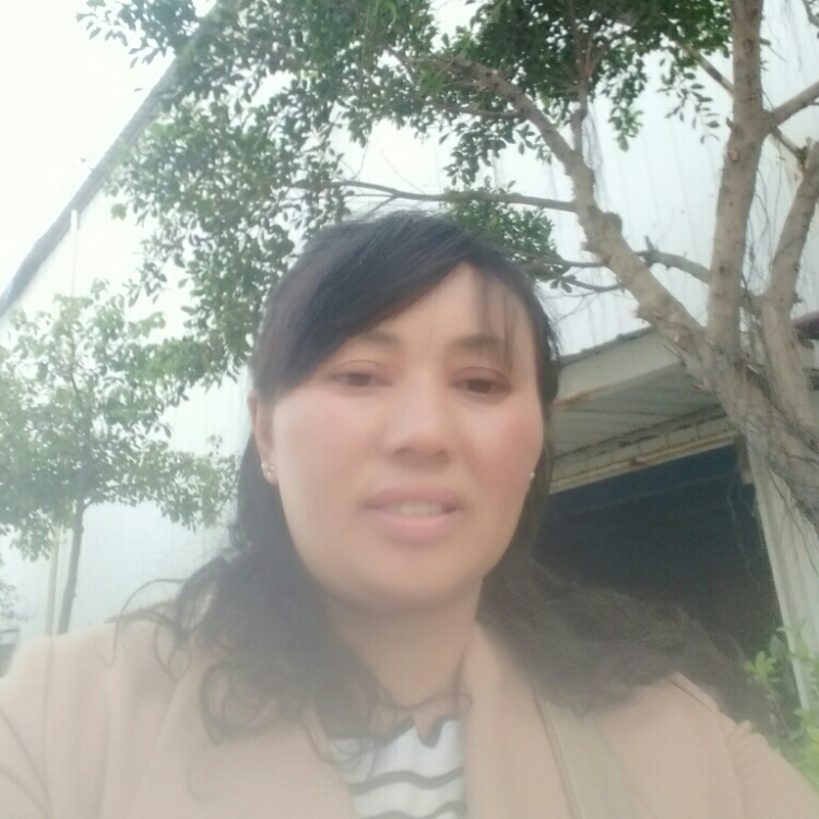 彩虹的笑笑对人生