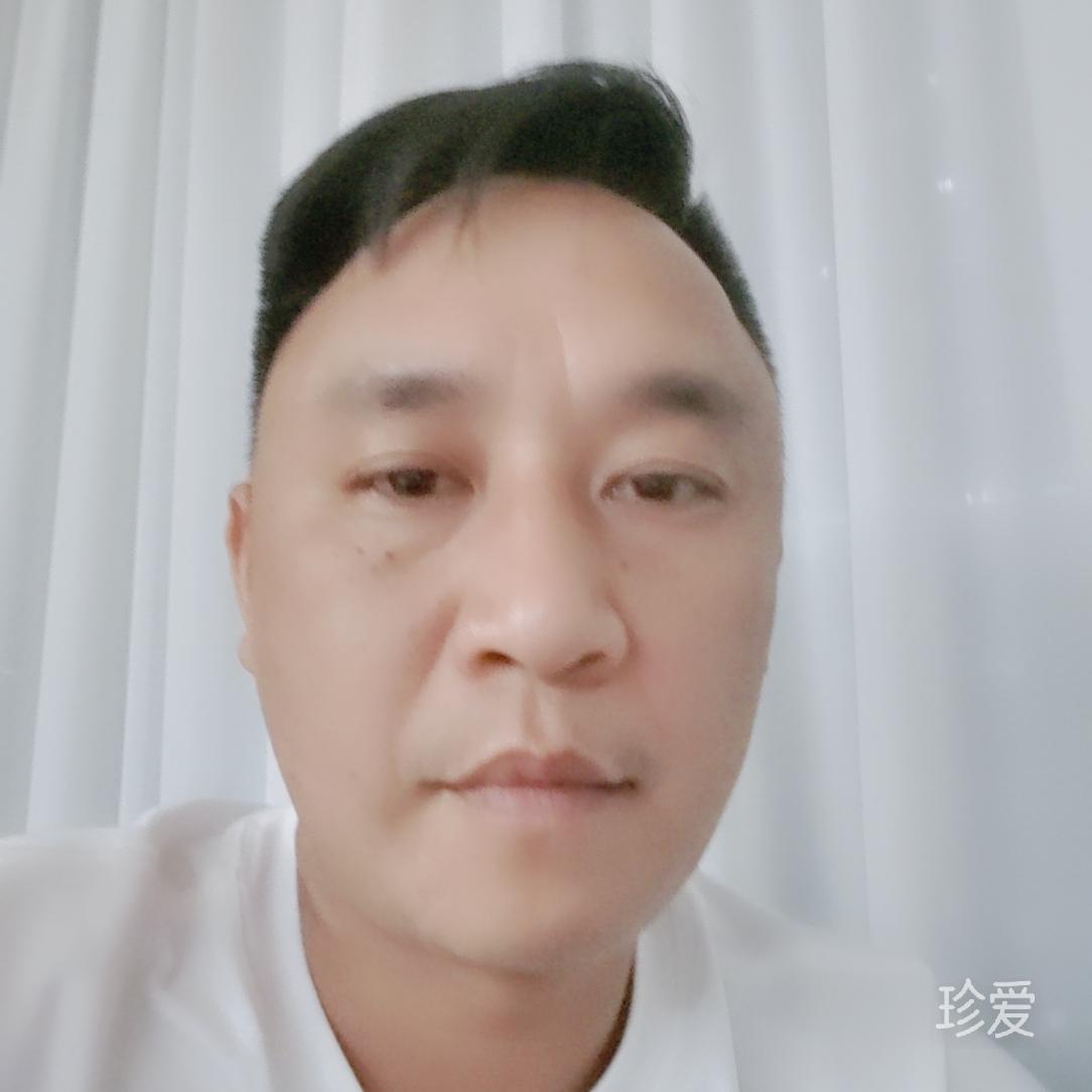 左手淡淡煙草香