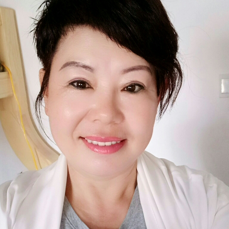 热泪拥眶