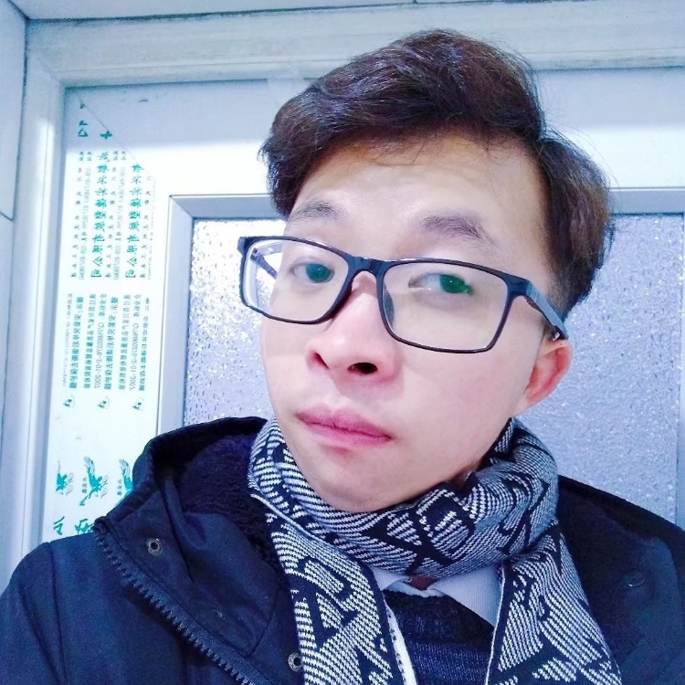 獨(dú)自仰望天空