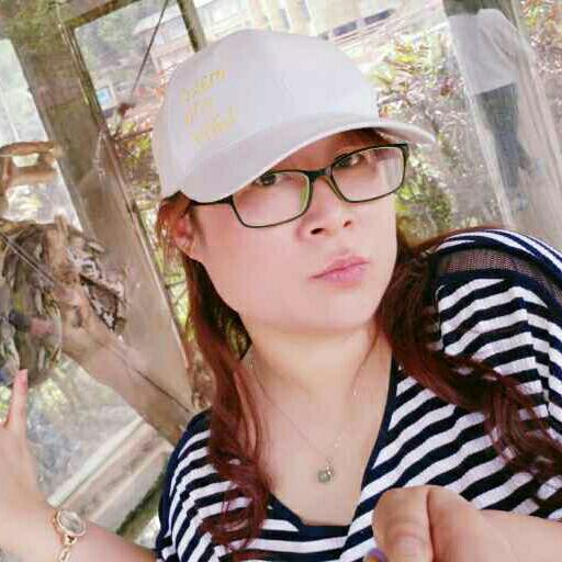 睡懶覺(jué)的貓