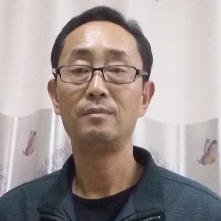 半城明月半城光