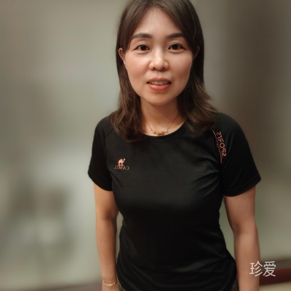 热爱游泳的笨笨鱼