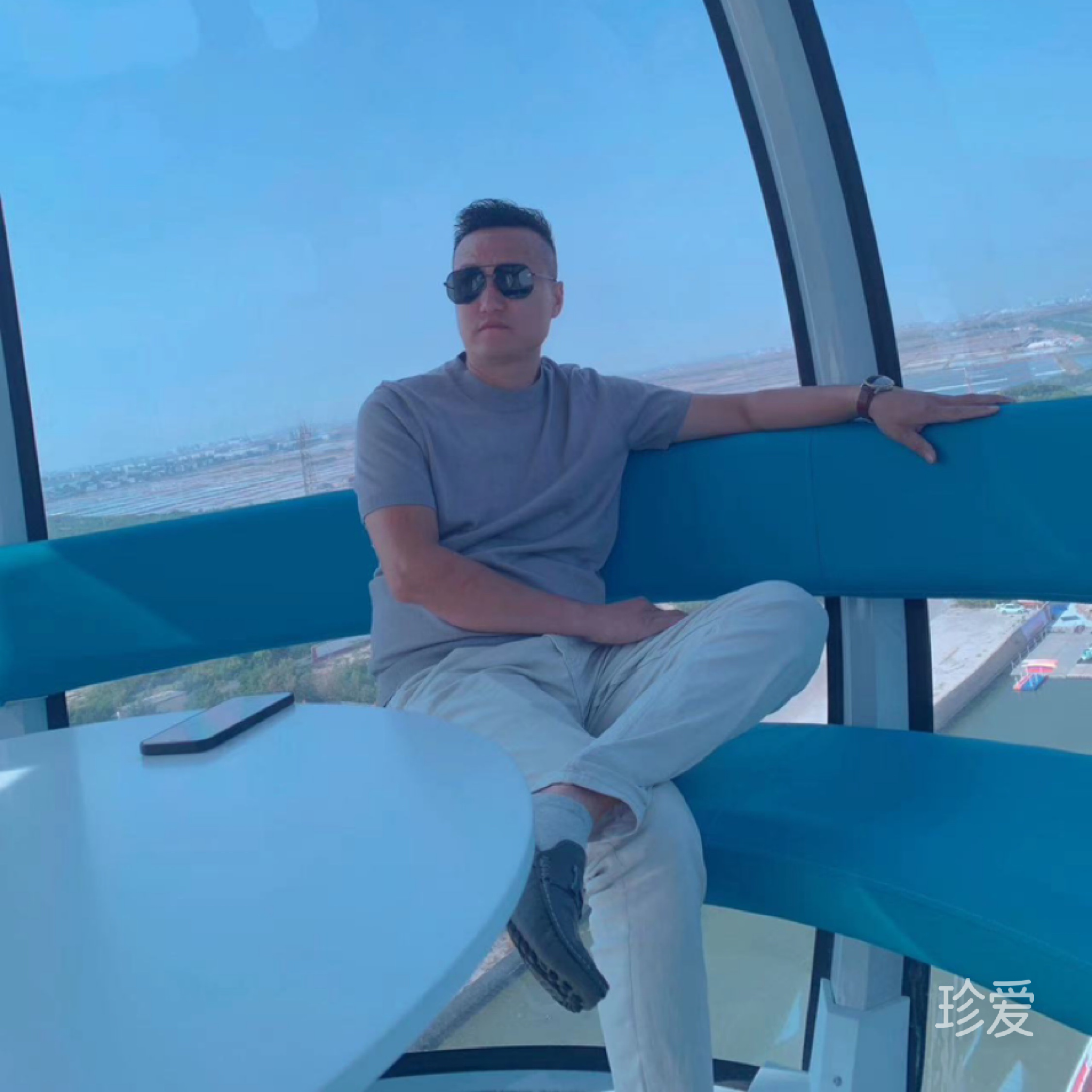 等一个懂爱的人