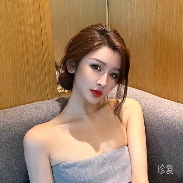 女女