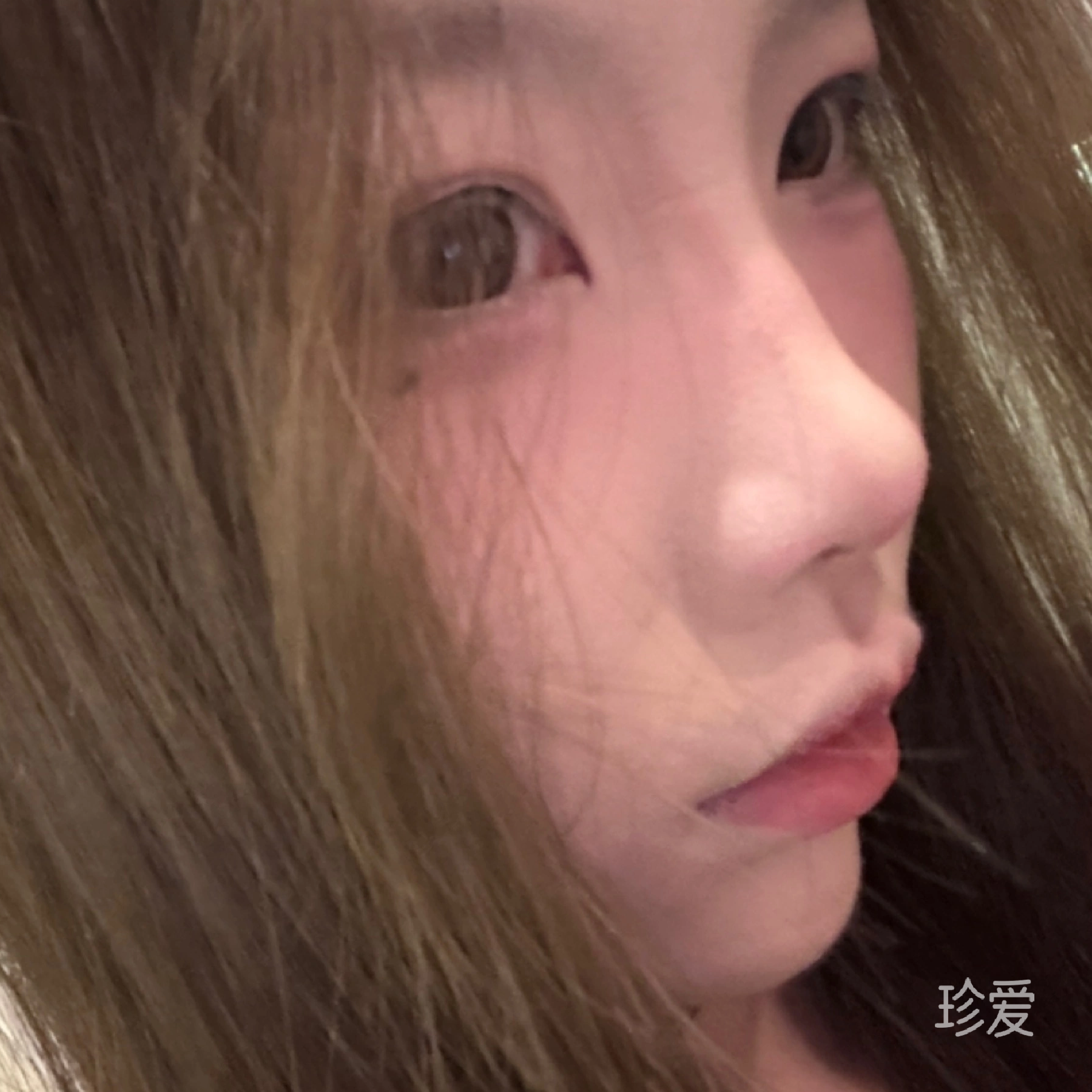 脸红的妹妹