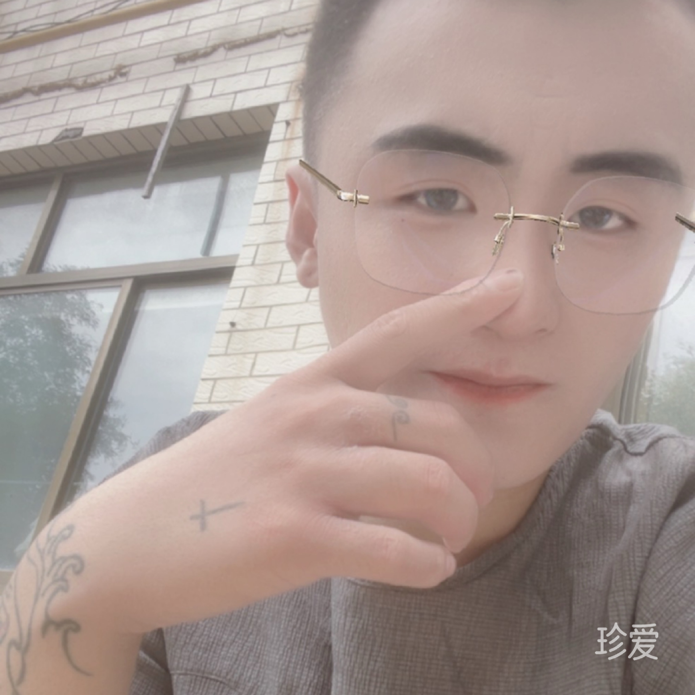 颜浩东