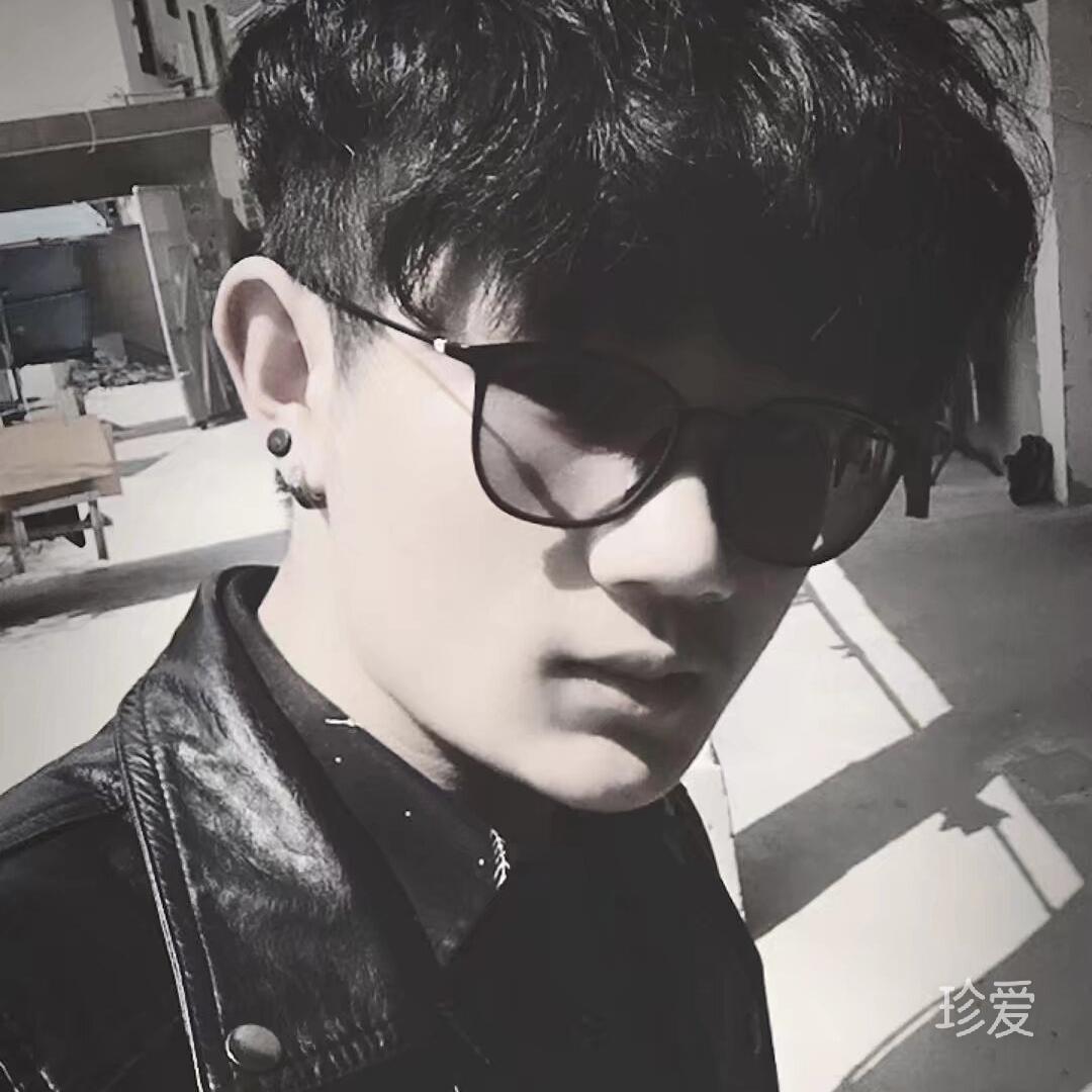 璀璨不显冒失