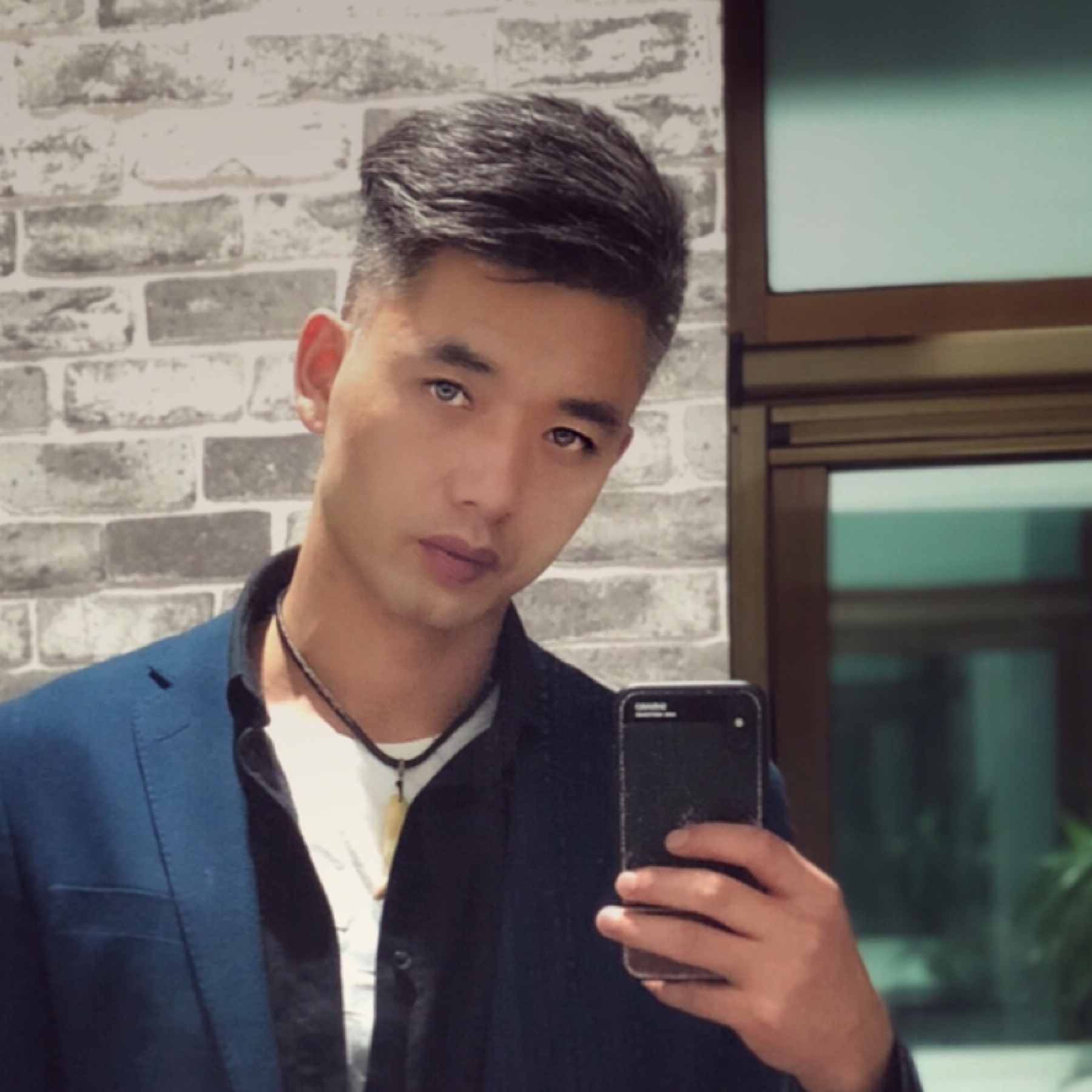 浪里余生抱暖陽