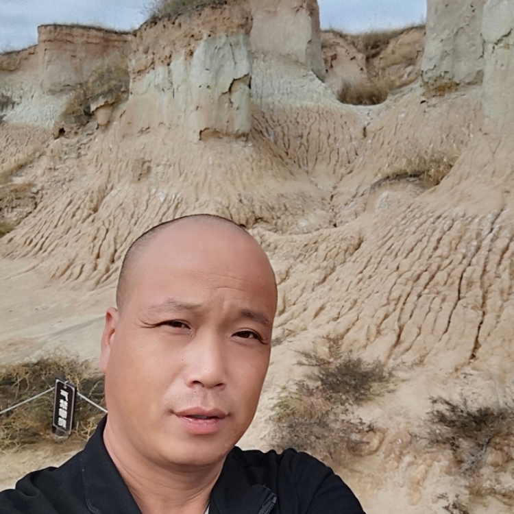 繁花遠(yuǎn)去秋意濃